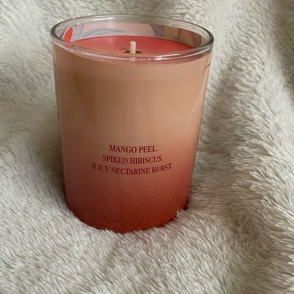 Victoria’s Secret Mango Smash scented SINGLE WICK CANDLE 9 oz - Picture 4 of 5
